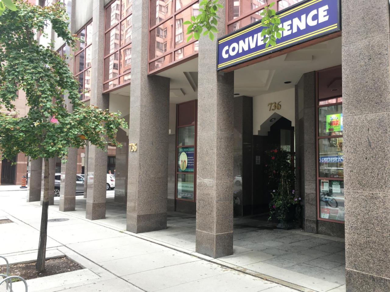 Canada Suites On Bay, Established 1998 Toronto Exteriör bild